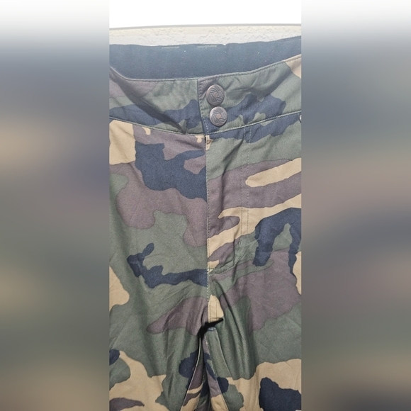 Aperture Camo 10K Snowboard Pants Winter Sports Size Small - Picture 3 of 15